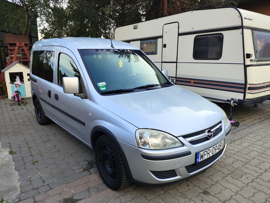 Opel Combo 1.3 ctdi, osobowy, 2008 rok, hak