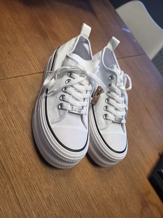 Nowe trampki MARINAE roz. 39