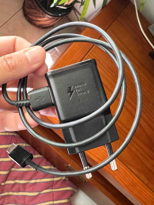 Smartphone SAMSUNG Galaxy A20e (5.8'' - 3 GB - 32 GB - Preto)