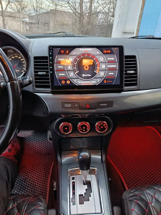 Mitsubishi lancer 10