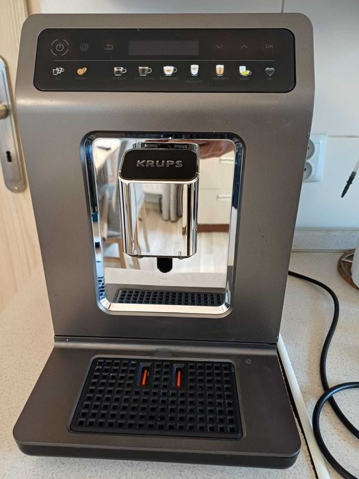 Ekspres KRUPS EA895E Evidence One