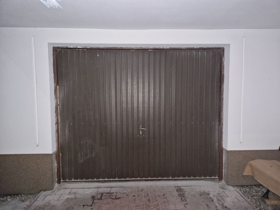 Brama garażowa podnoszona