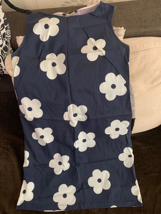 Плаття в квітах бу