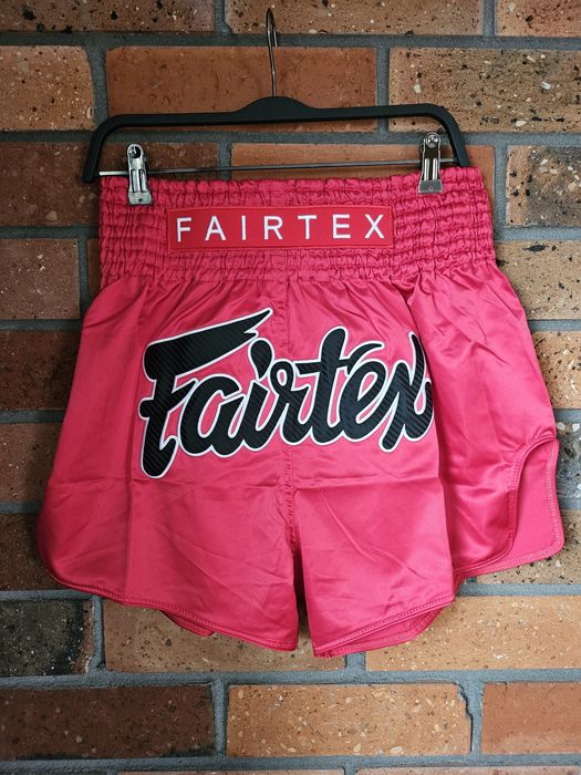 Spodenki czerwone Fairtex Muay Thai Box MMA nowe L