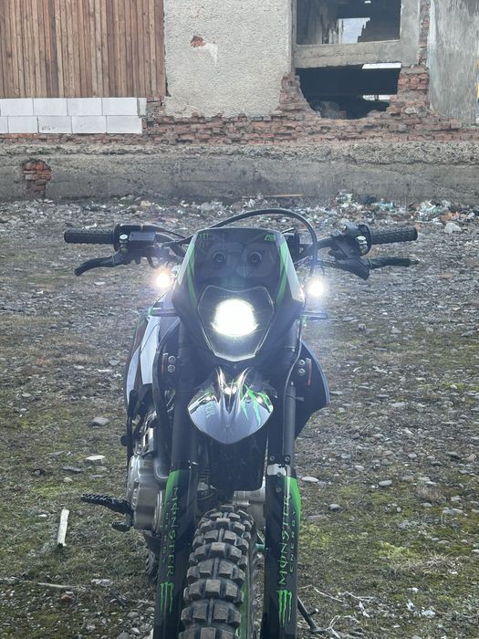 Продам спарта крос 200