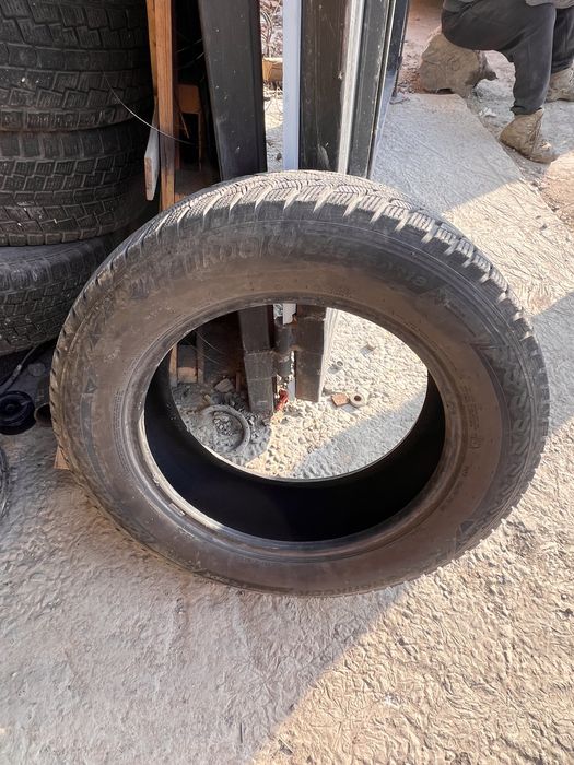 Hankook 235.60r18 зима