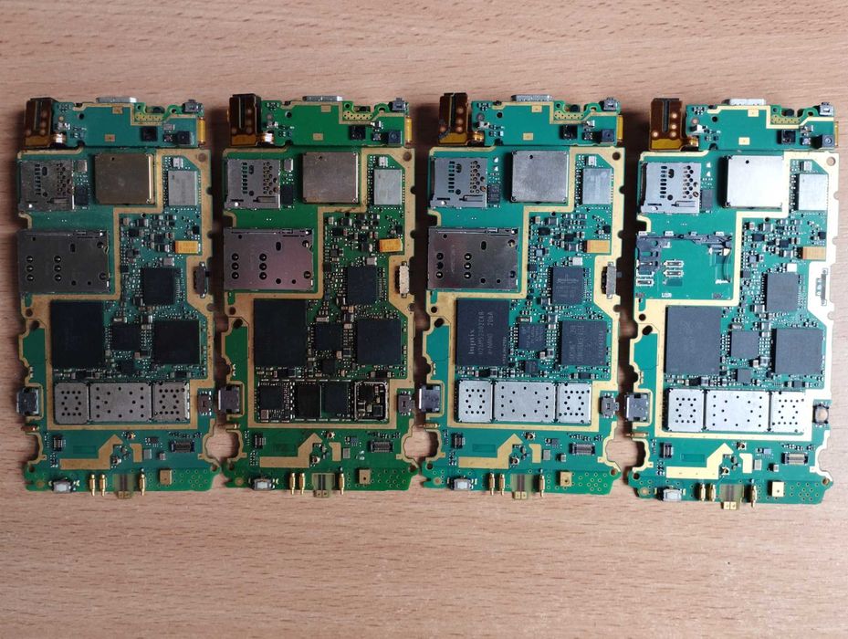 Nokia N8-00 на запчастини