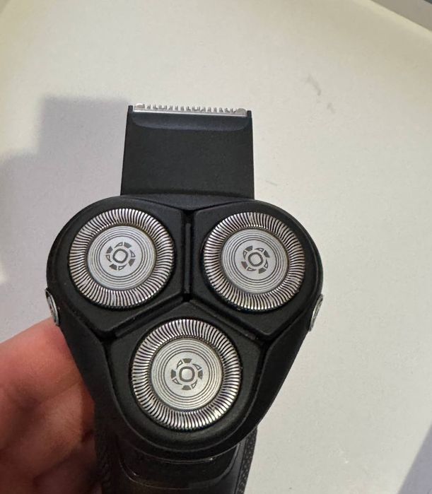 Електробритва Philips Series S3233