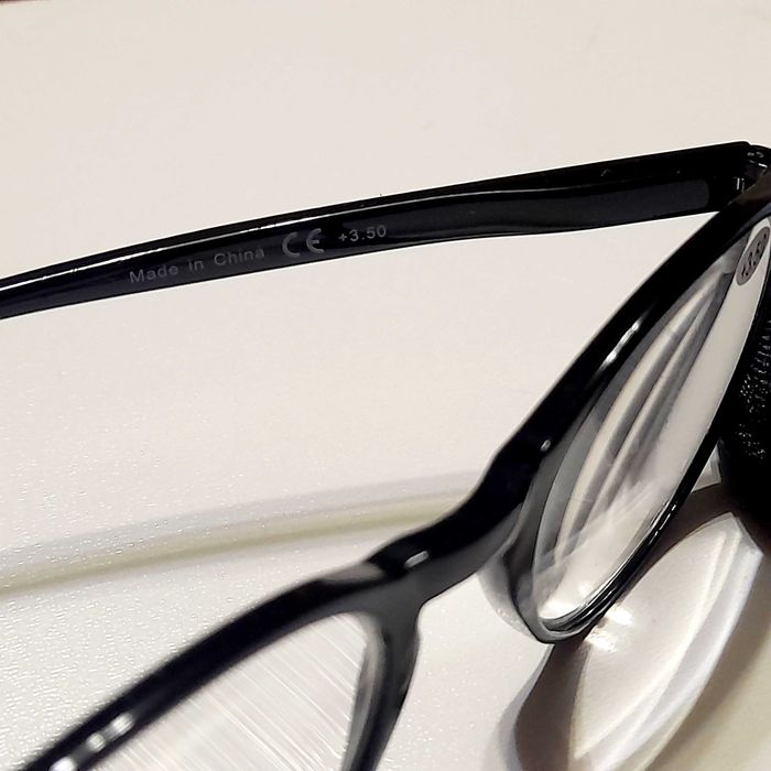 Очки для зрения. +3,50