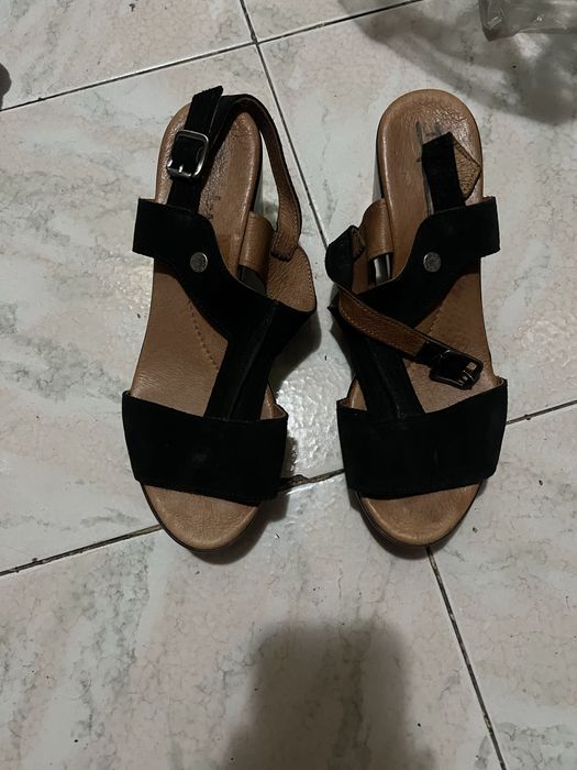 Sandalias pretas n 39…marca Tapadas
