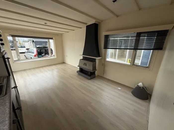 LINDA CASA COM 1 QUARTO