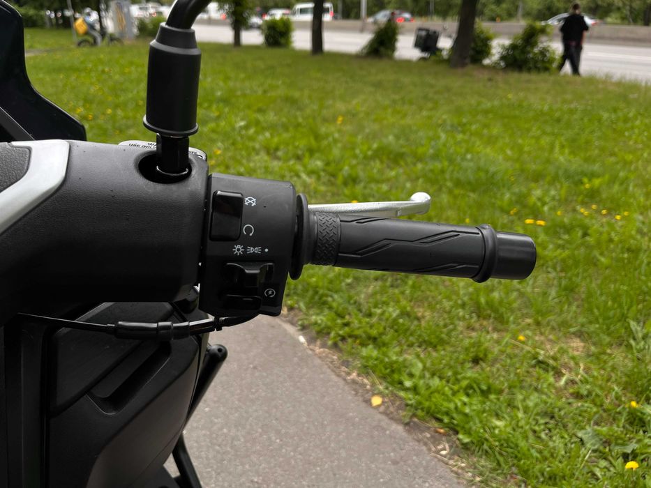 Скутер SPARK SP180S-26