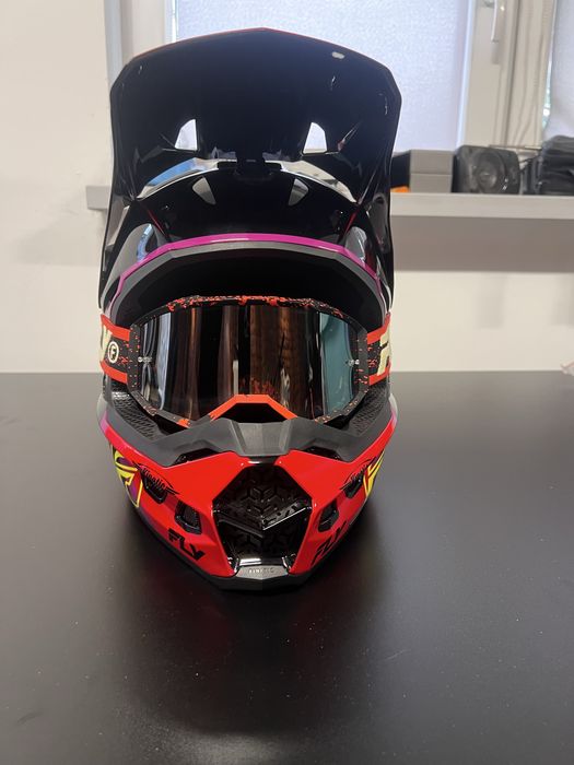 Kask motocrossowy kinetic fly w rozmiarze M