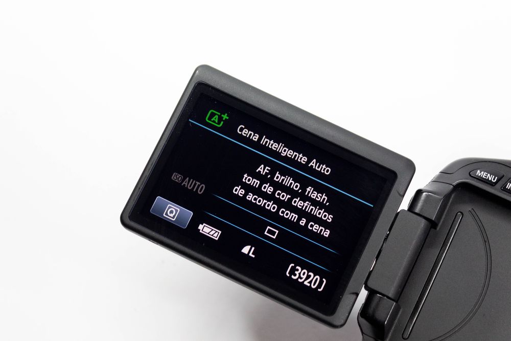 Canon EOS 600D + Canon 18-55mm