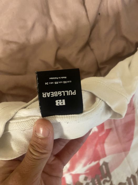 Camisola da Pull Bear nova so presisa de ser passada a ferro