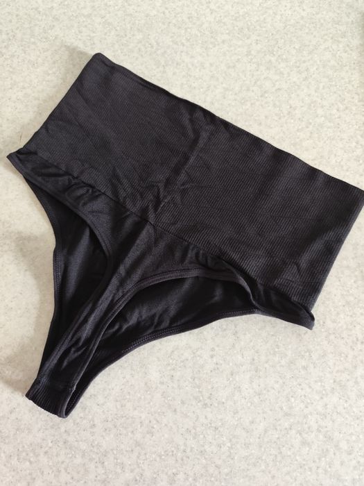 Стягуючі коригуючі стрінги труси корекція фігури XL стегна 100-105