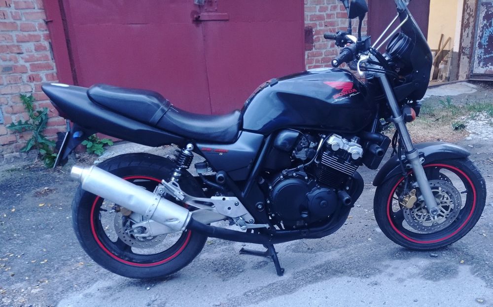 Продам надійний Honda cb 400 sf