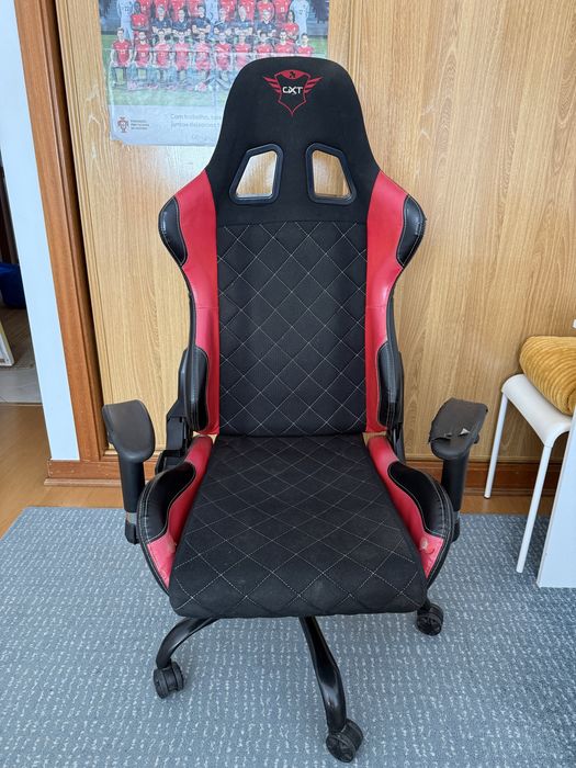 Cadeira Gaming preta