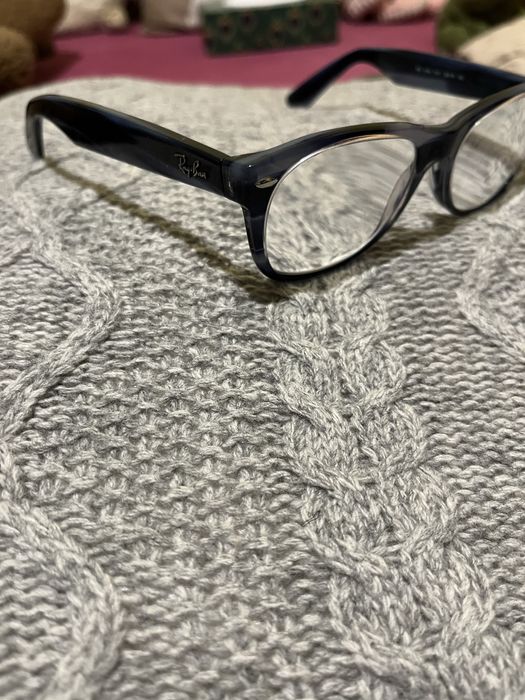 Oprawki Ray-Ban w kolorze granatowym