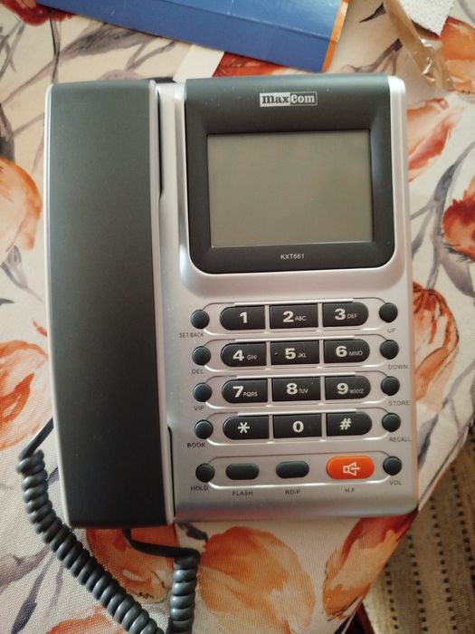 telefon MaxCom kxt 661