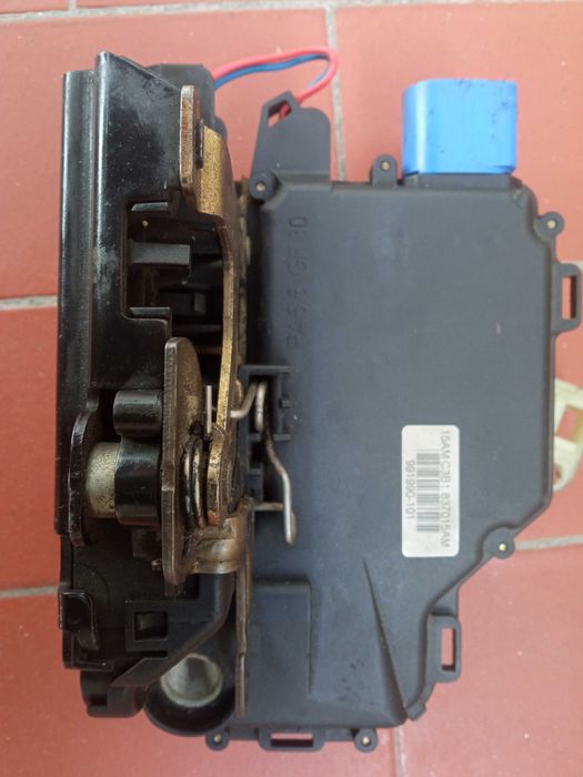 Fechadura Porta Frente ESQUERDA VW Polo 9N Seat Ibiza 6L