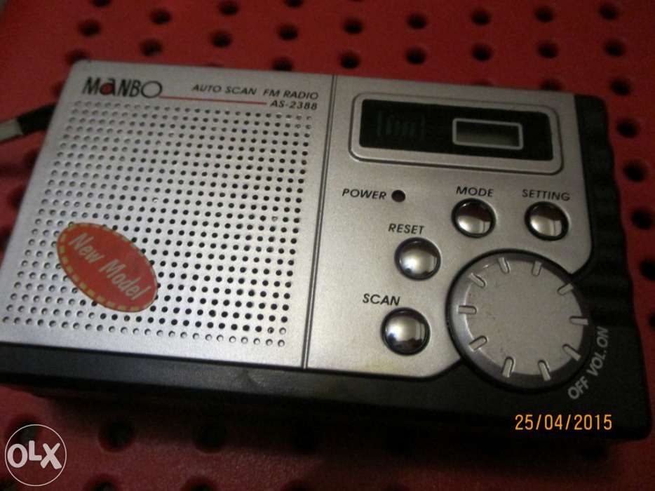 6 Mini Transistor Radios64551909700225123