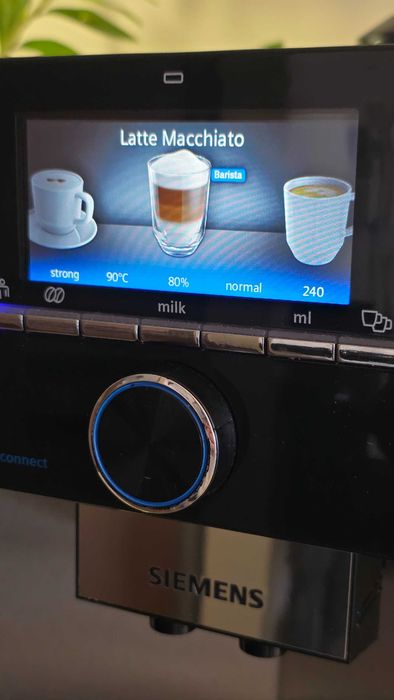 Ekspres Siemens EQ9 plus connect S500, 19 bar, profile, mały przebieg
