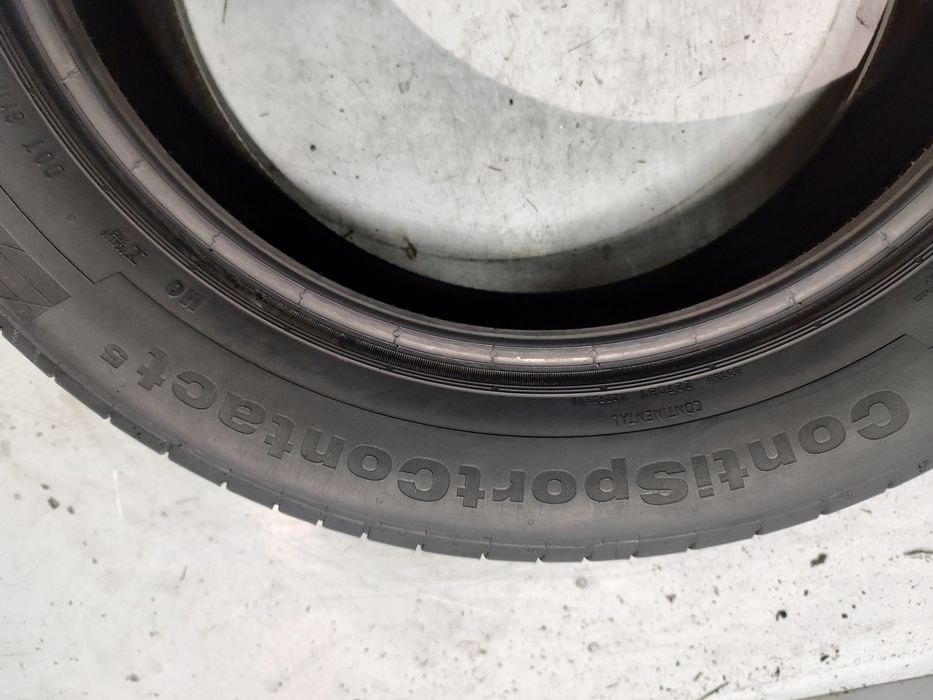 2 pneus semi novos continental contact 235/50R18 97V Oferta dos Portes