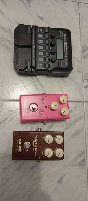 Vende pedais de guitarra e violão stagg ou troca