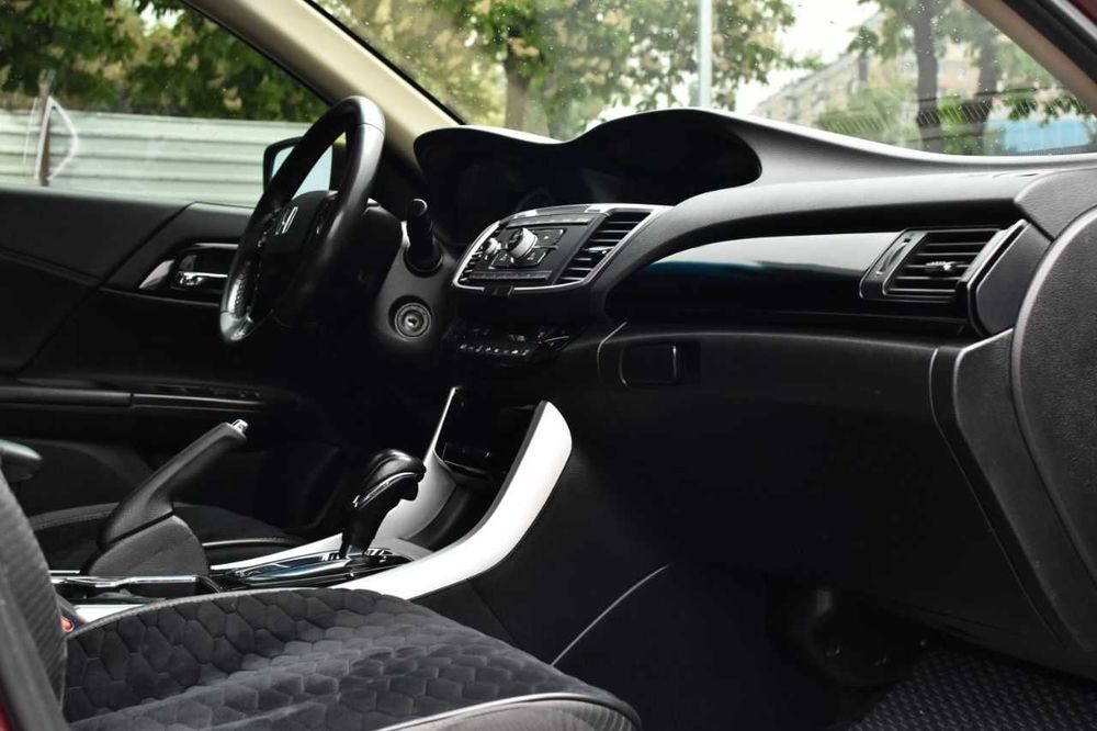 Honda Accord 2016р. 2.4 бензин, обмін, [Перший внесок від 20%]
