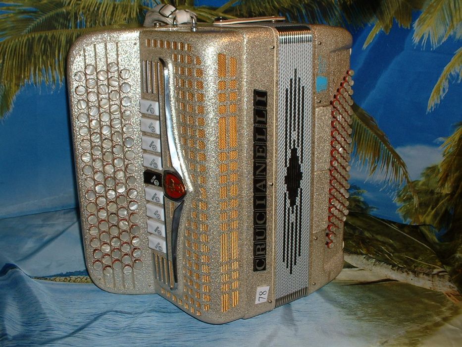 Accordion for Sale G, No. 7864286586371714121