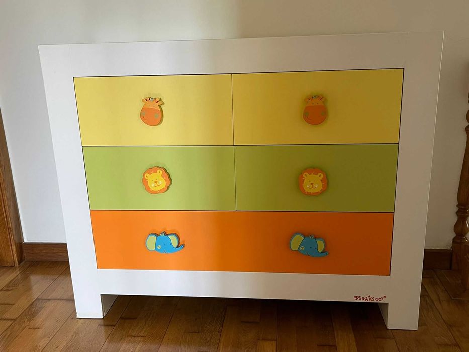 Móveis quarto infantil