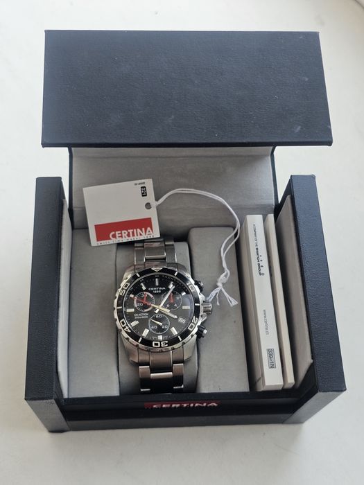 У продажу Certina