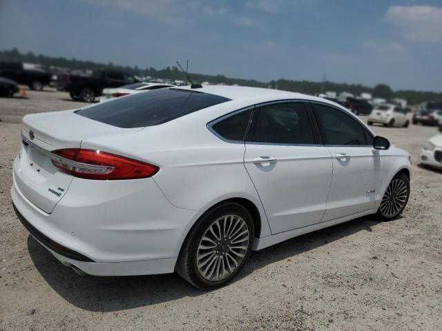 Автомобіль Ford Fusion Hybrid 2017 року з США