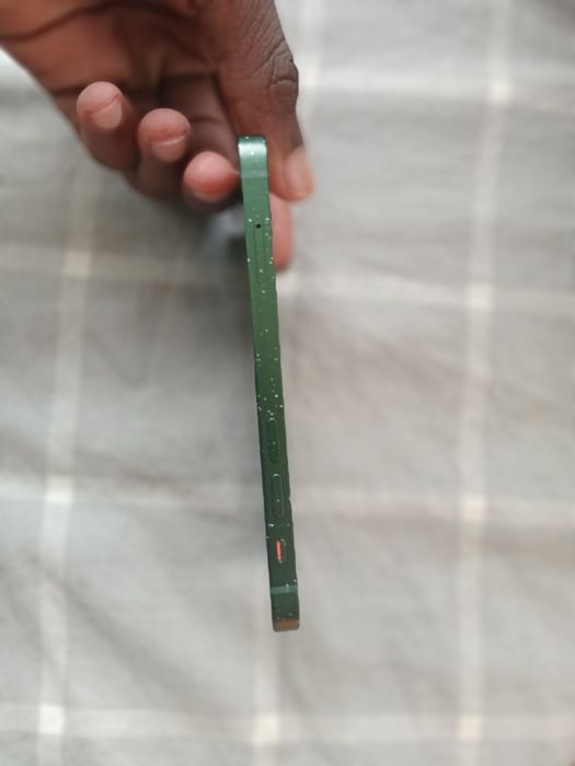 Vendo ou troco este iphone 13 mini