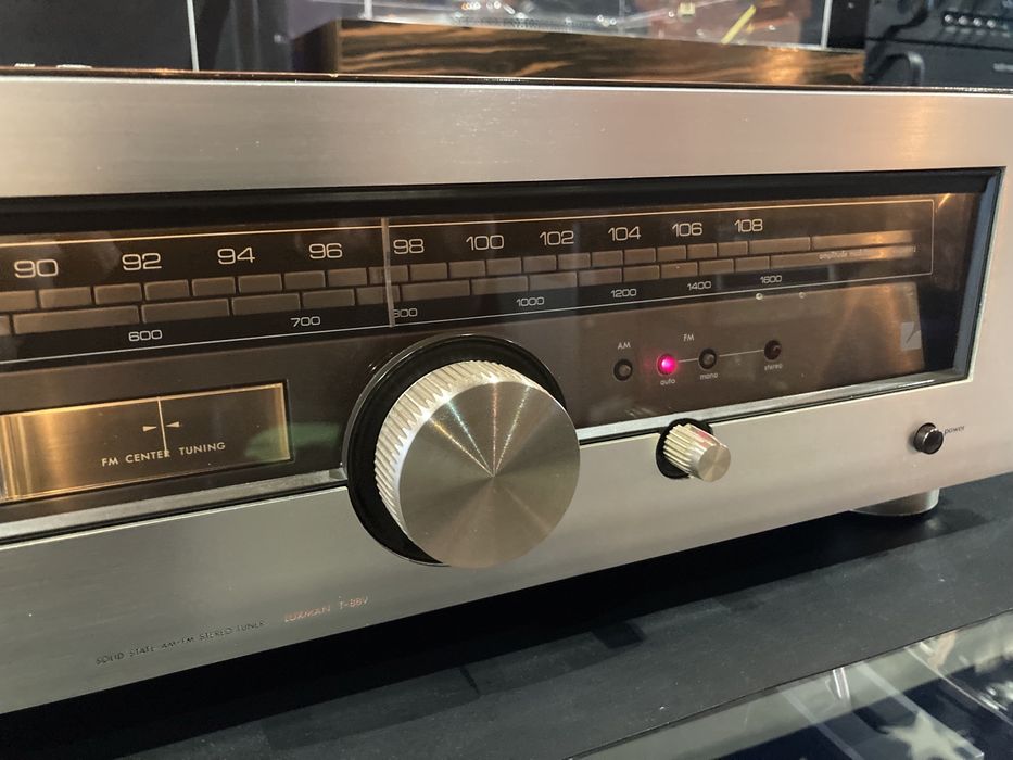Studio Retrospekcja Top-Model Tuner Luxman T-88V