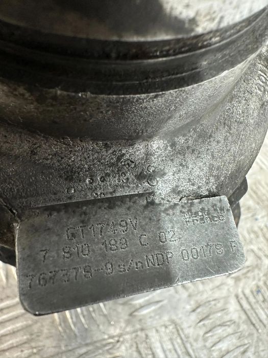 Turbo Original Garrett GT1749V BMW 7810189 2.0D 143cv N47D20
