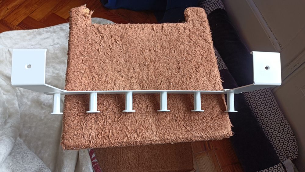 Bengaleiro para colocar por cima da porta