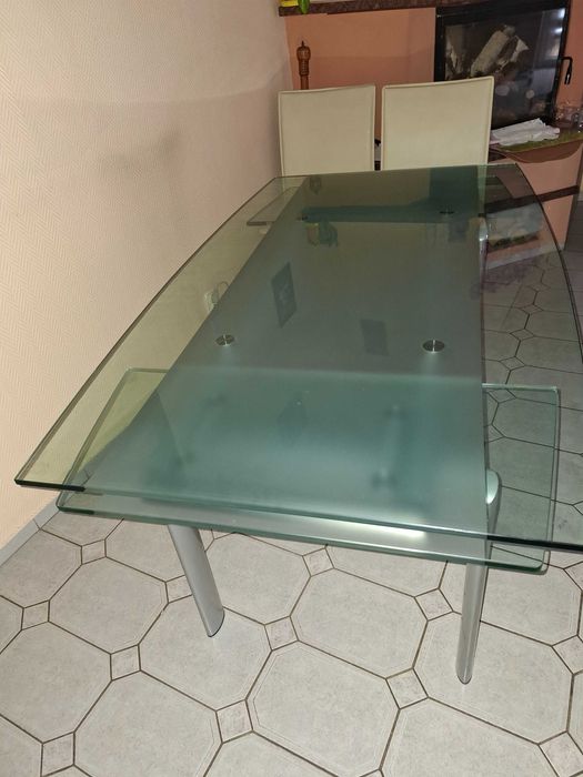 Stół szklany do jadalni, rozkładany