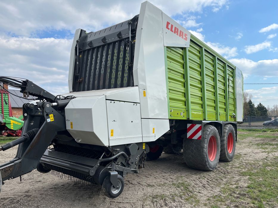 Przyczepa Claas Cargos 9500 z Niemiec