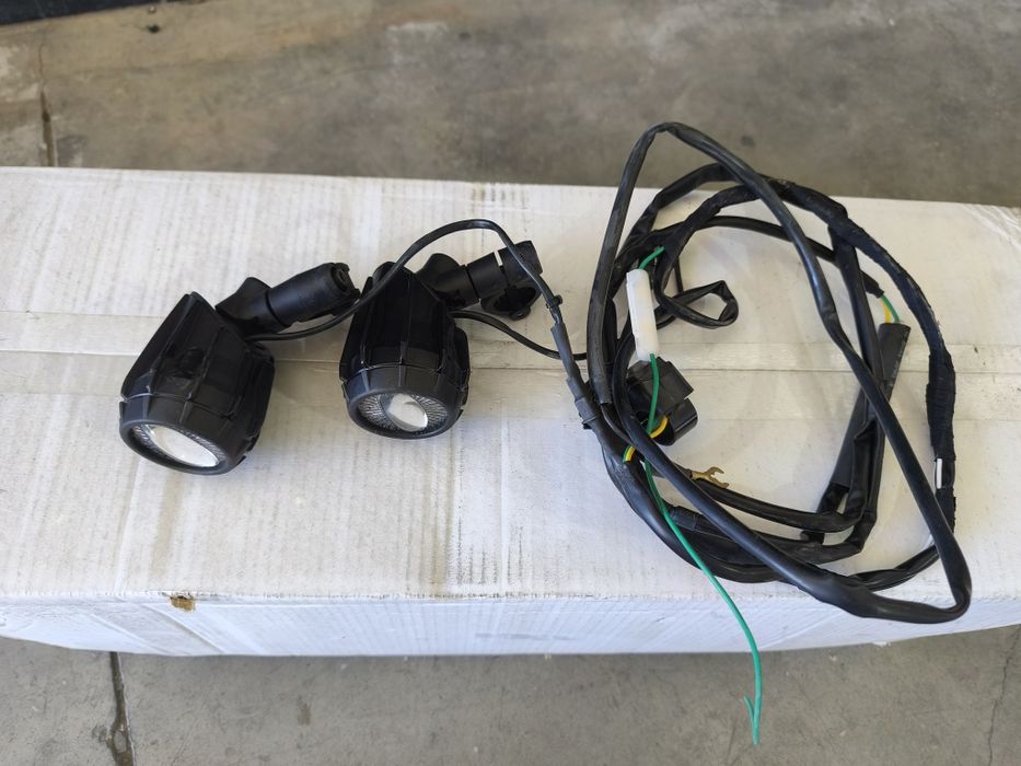 Faróis auxiliares Givi S322