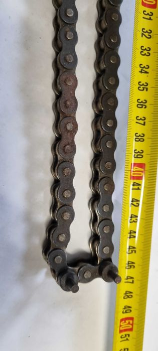 Łańcuch prawdopodobnie motor, motocykl, stary może Jawa