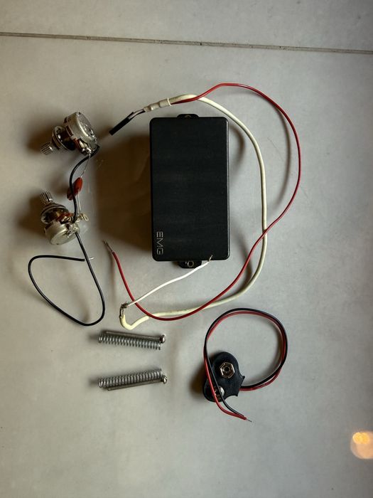 EMG 81/60 - conjunto de pickups ativos