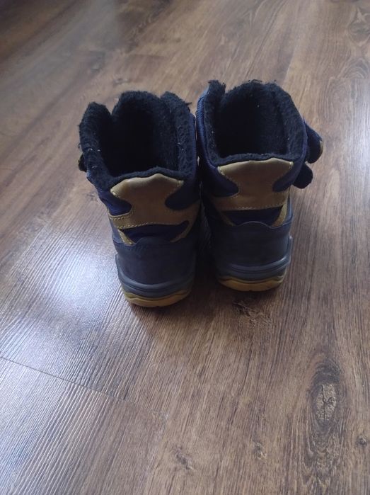 Buty zimowe Kornecki dla chłopca w rozmiarze 30