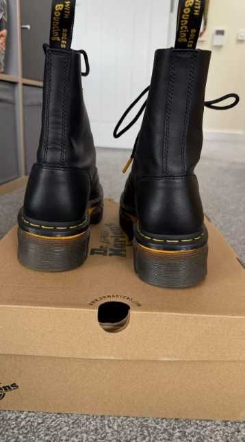 Dr Martens Audrick 8i Czarny polerowany