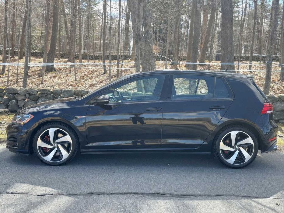 Volkswagen Golf GTI      2018