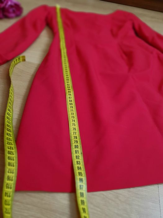 sukienka czerwona dlugo rekaw S