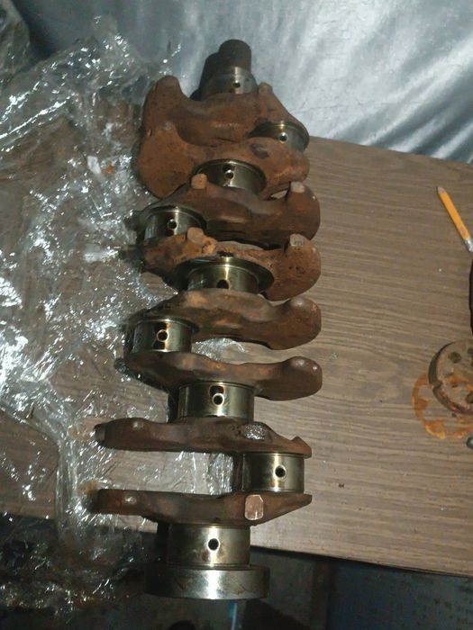 Блок  двигателя по запчастям 4G63 2.0 16 клапанов SOHC с 1 распредвало