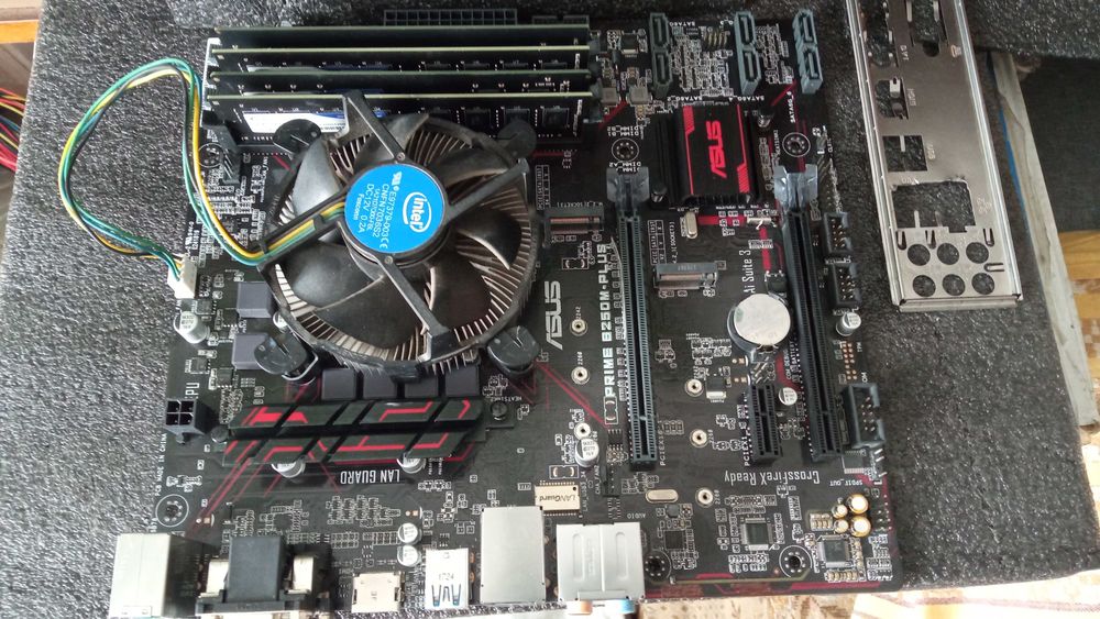 Материнская плата s1151 /ASUS B250 PRIME-I5 6400/16GB-DDR4