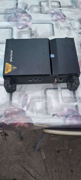 Продам двух-канальный автоусилитель